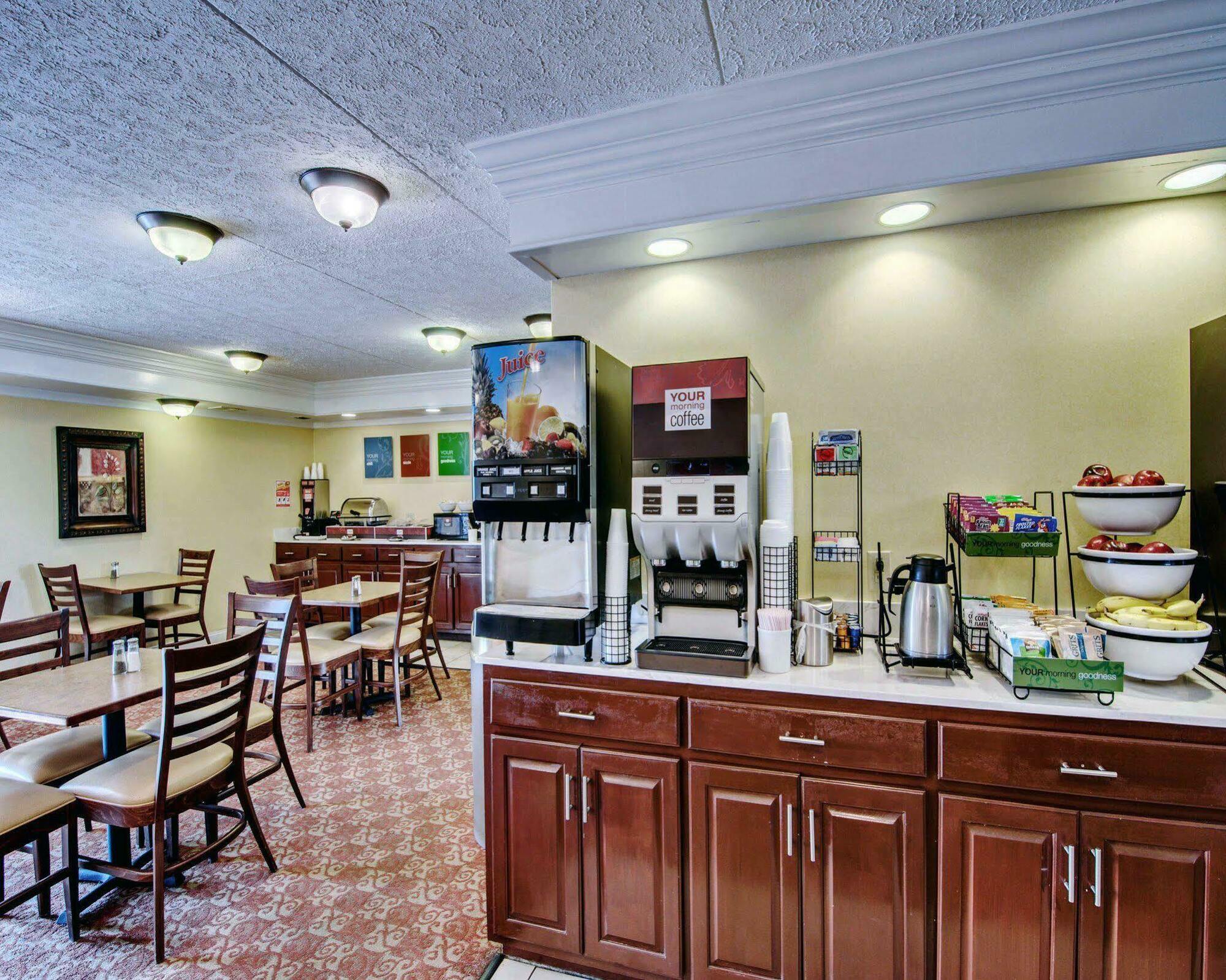 Comfort Inn Near Martinsville Speedway Exteriör bild